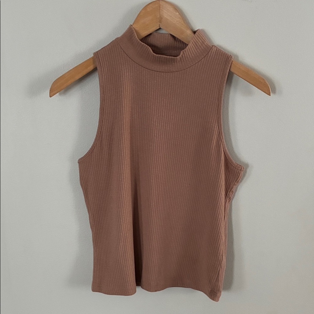Old Navy Ribbed Mock Neck Tank Top - Tan Sz XSmall